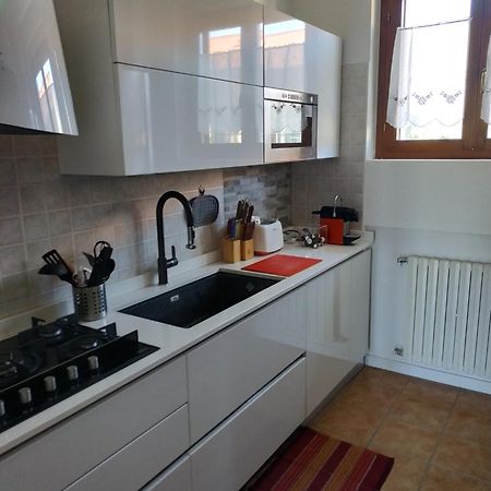 Marconi 45 Apartment Osmate Bagian luar foto