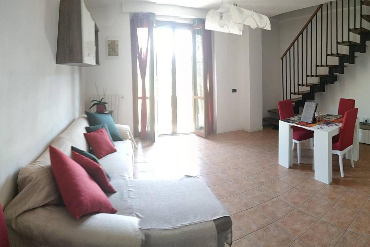 Marconi 45 Apartment Osmate Bagian luar foto